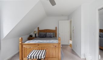 71 Bishop St, Bristol, CT 06010
