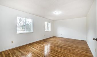 1369 Nykiel Ct, Ballwin, MO 63011