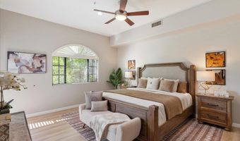 7200 E RIDGEVIEW Pl 9, Carefree, AZ 85377