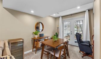 413 Holly Garden Ct, Ballwin, MO 63021