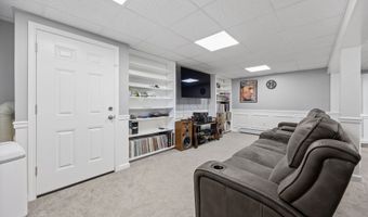 79 Strawberry Hill Rd, Bristol, CT 06010
