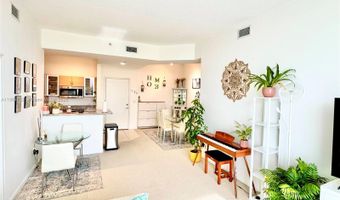 2775 NE 187th St PH13, Aventura, FL 33180