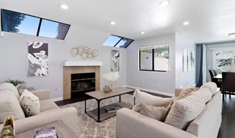 2174 Villa Sonoma Gln, Escondido, CA 92029