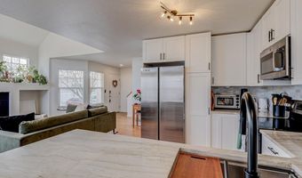 13900 Lake Song Ln B6, Broomfield, CO 80023