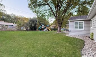 1415 N 2nd St, Aberdeen, SD 57401