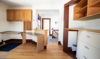 293 State St, Bangor, ME 04401