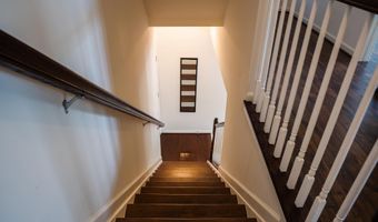 42243 CANARY GRASS Sq, Aldie, VA 20105