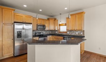 330 NW Watercrest Dr, Ankeny, IA 50023