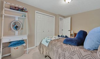 1028 Lexington Dr, Aliquippa, PA 15001