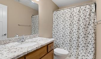 2011 12th Ave NE, Austin, MN 55912