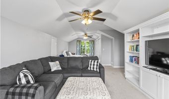 13 Colony Ct, Alexander, NY 14011