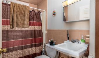 66 Clemence St, Cranston, RI 02920