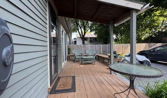 94 Park St, Burlington, VT 05401
