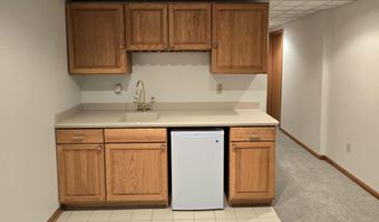 2782 Maitland Dr, Ann Arbor, MI 48105