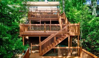 6 Pine Ln, Johnston, RI 02919