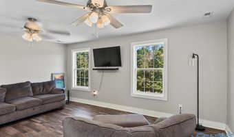 2403 Hog Jaw Rd, Arab, AL 35016
