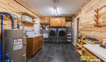 5570 Greybull Hwy, Cody, WY 82414