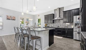 3200 PINENUT Dr, Apopka, FL 32712