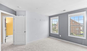 43117 SHORE Sq, Ashburn, VA 20148