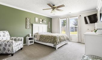 6102 Boulder Dr, Anderson, IN 46013