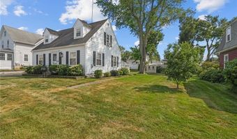 157 Schuyler Ave, East Providence, RI 02914