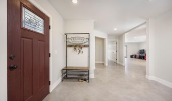 1302 W Coyote Trl, Benson, AZ 85602