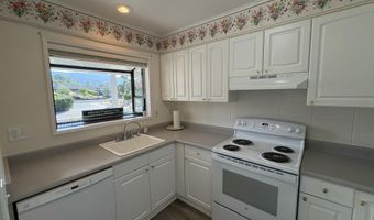 854 Twin Pines Cir 7, Ashland, OR 97520