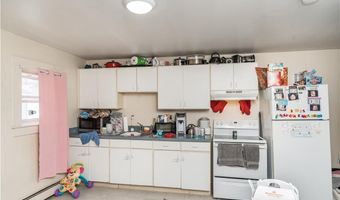 176 RAILROAD St, Lincoln, RI 02838
