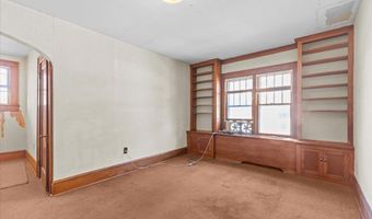 227 North Ave, Burlington, VT 05401