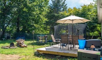 18 Allison Ct, East Providence, RI 02915