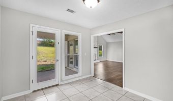 1194 Meadow Oaks Dr NW, Acworth, GA 30102