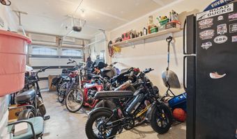 42167 CANARY GRASS Sq, Aldie, VA 20105