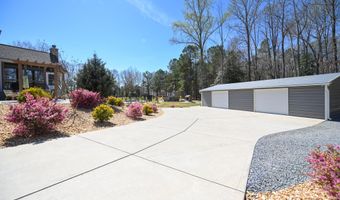 664 Old Fairground Rd, Willow Spring, NC 27592