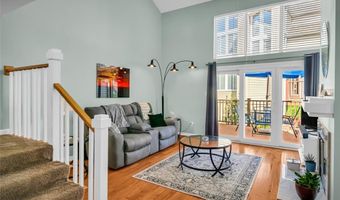 626 Highview Circle Dr, Ballwin, MO 63021