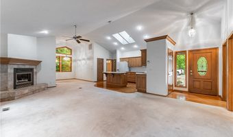 5 Ellesmere Ln, Bella Vista, AR 72714