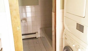 1225 Island Dr 104, Ann Arbor, MI 48104