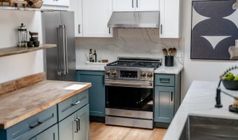 207 Kingsbury Dr, Aptos, CA 95003