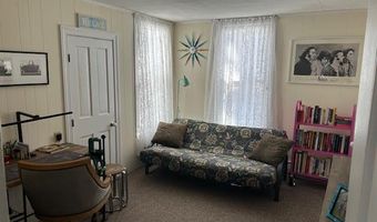 41 Grove St, Belfast, ME 04915