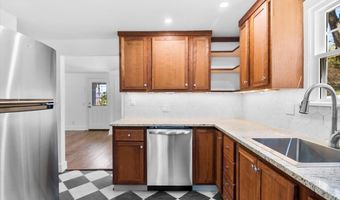 221 Grandview St, Bennington, VT 05201