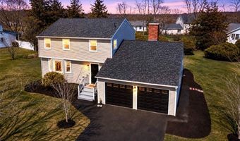 3 Pinetop Rd, Barrington, RI 02806