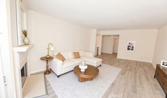 11667 Gorham Ave 306, Los Angeles, CA 90049
