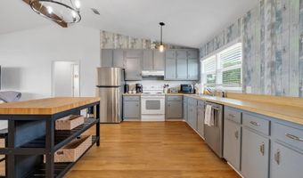 1141 Alligator Dr, Alligator Point, FL 32346