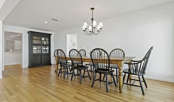 43 Shore Rd, Clinton, CT 06413