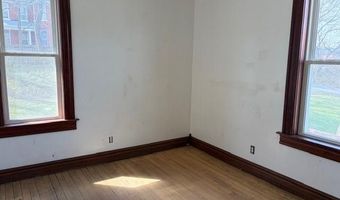 401 N 9th St, Atchison, KS 66002
