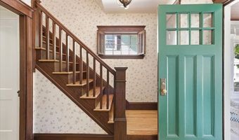 2445 Centre St, Boston, MA 02132