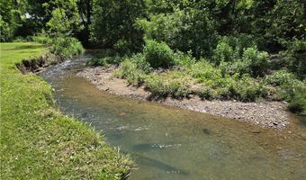 201 Ridgewood Dr, Amsterdam, OH 43903