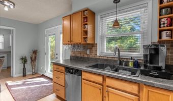 1436 DANN St, Orlando, FL 32804