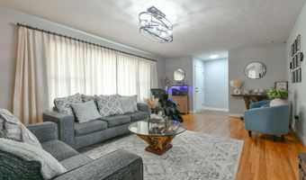 1316 N 13th St, Beatrice, NE 68310