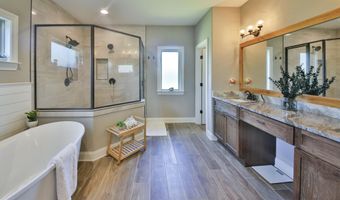 402 S CHINKAPIN Dr, Atoka, TN 38004