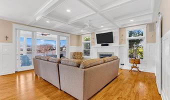 3 Sunset Dr, Asbury Park, NJ 07712